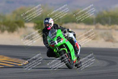 media/Nov-05-2022-SoCal Trackdays (Sat) [[f8d9b725ab]]/Turn 5 (940am)/